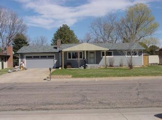 521 Walnut Ave, Goodland, KS 67735