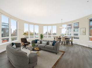 4307 Hastings St #306, Burnaby, BC V5C2J7