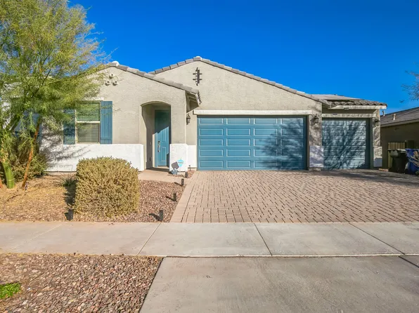 17704 W Fetlock Trl, Surprise, AZ 85387