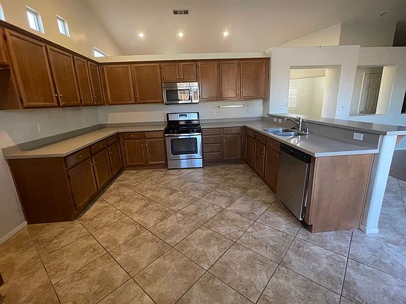 3rd image of 21234 Seibel Ln