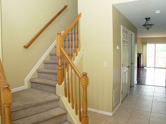 2nd image of 44 Victoria Dr #1244