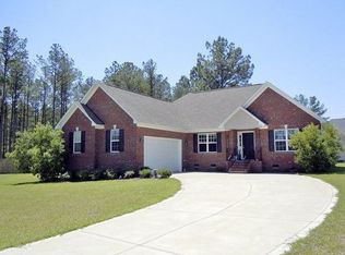 1726 Thunder Gulch Trl, Hope Mills, NC 28348