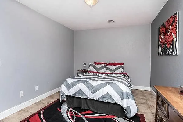 261 Aaron Ln — Photo 6