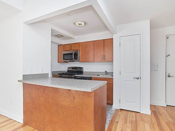 2nd image of 34 W 139th St APT 8L