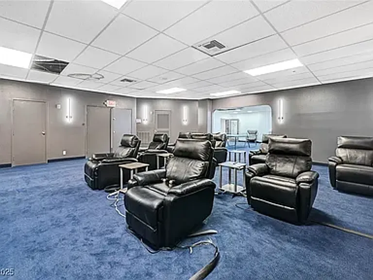 3930 University Center Dr #806 — Photo 41