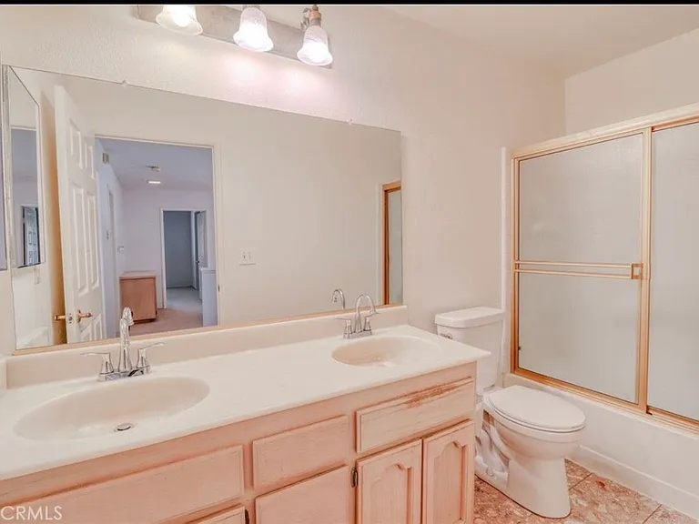 3177 Wicklow Dr — Photo 17