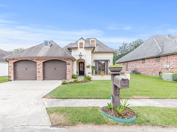 5th image of 424 Breemen Cir
