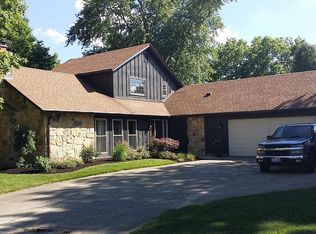 3187 Tarleton Dr, Dayton, OH 45434