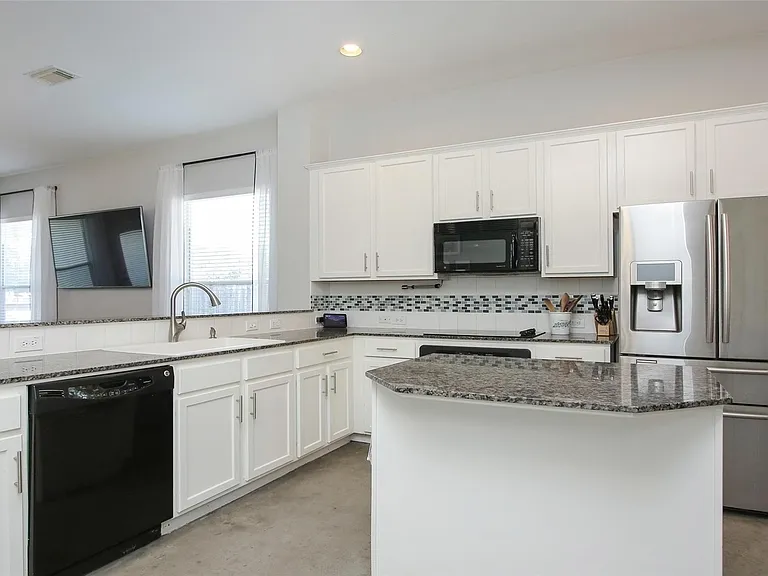 12802 Magnolia Arbor Ct — Photo 9