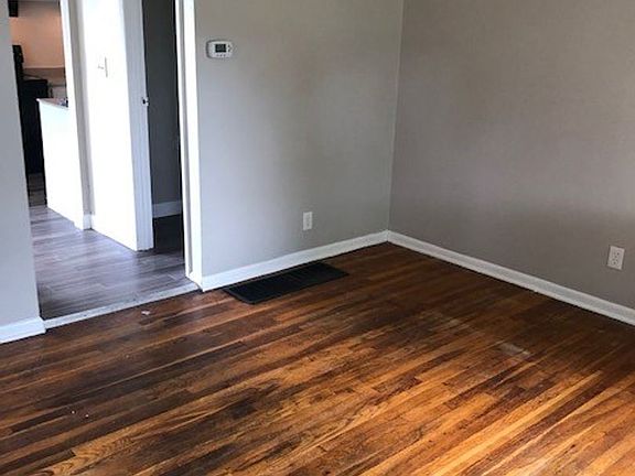 3rd image of 2546 Sonora Dr