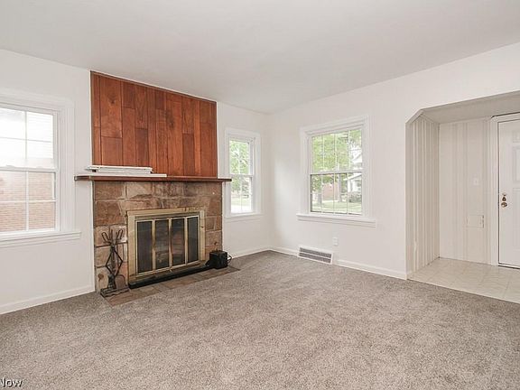5th image of 4115 W 226th St