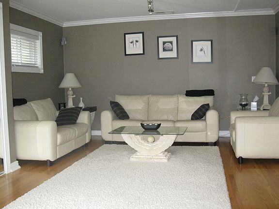 3rd image of 22W250 Temple Dr