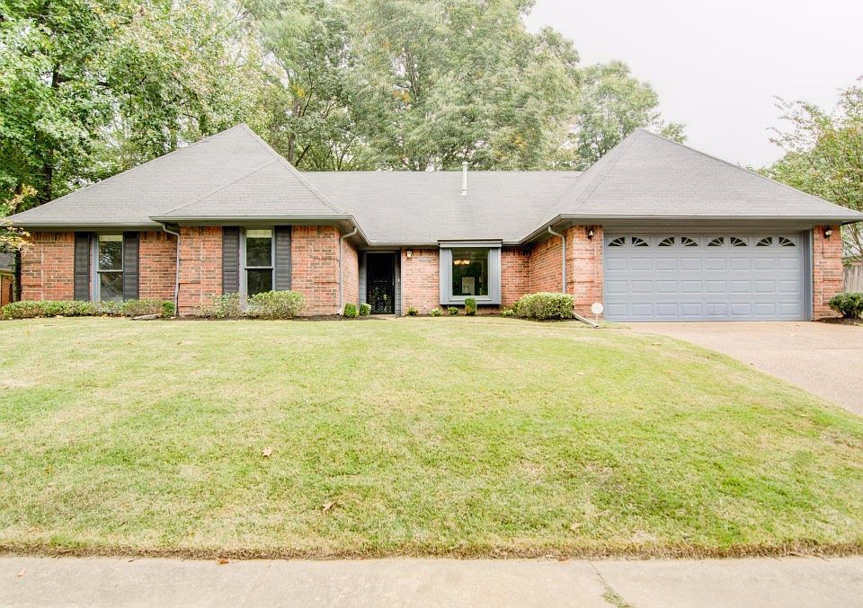 1st image of 8956 Hickory Trail Dr