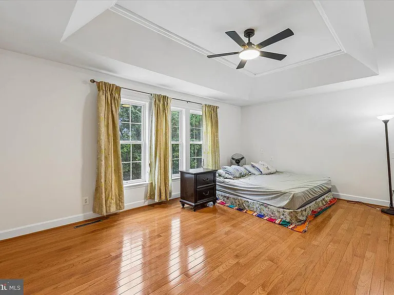 9529 Mountwood Dr — Photo 11