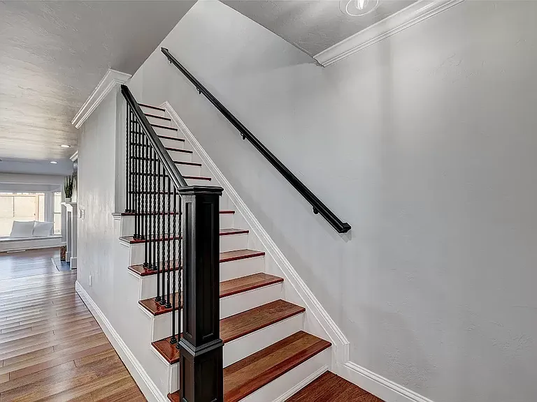 4328 NW 63rd St — Photo 14