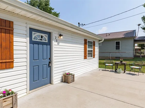 204 N Cantwell Ln, Desloge, MO 63601