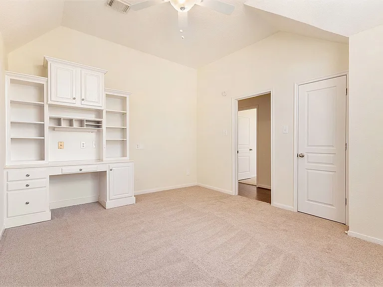 15 Larks Aire Pl — Photo 13
