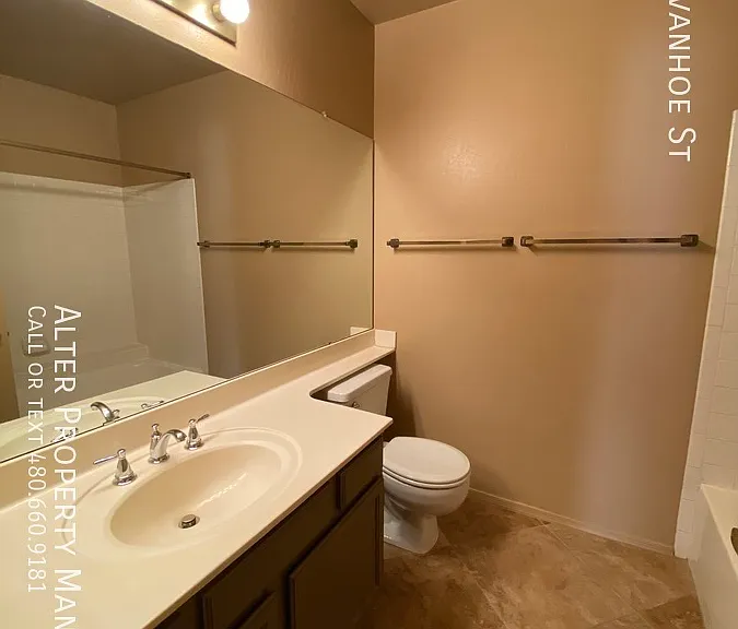 1741 W Ivanhoe St — Photo 22
