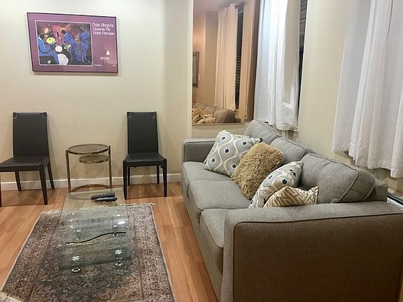 2nd image of 150 W 50th St #930D
