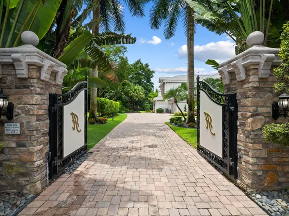 8950 NW 70th Court, Parkland, FL 33067