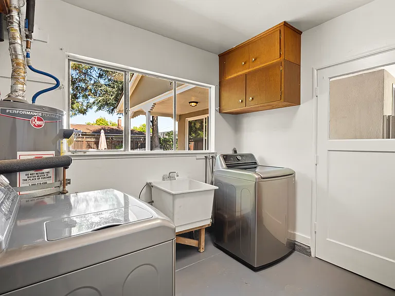 5525 Amby Dr — Photo 20
