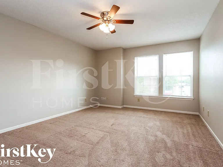 6518 Redland Way — Photo 8
