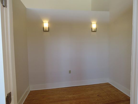 4th image of 715 Sherman St APT 11