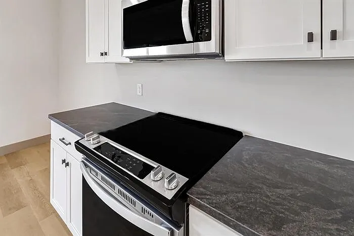 599 Teatro Ct — Photo 6