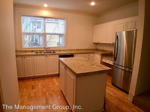 5th image of 1708 SE Halyard Ln