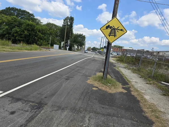 6th Street & Railroad Ave, Gaffney, SC 29340