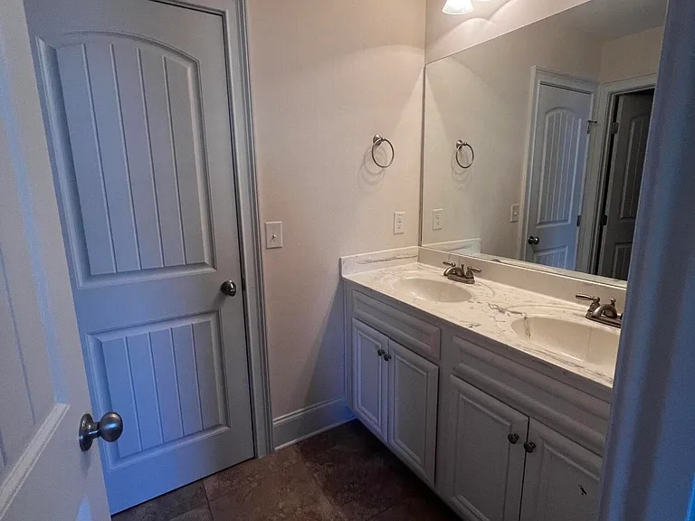1729 Edenburg Way — Photo 6