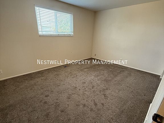 5th image of 3401 W Royalwood Dr