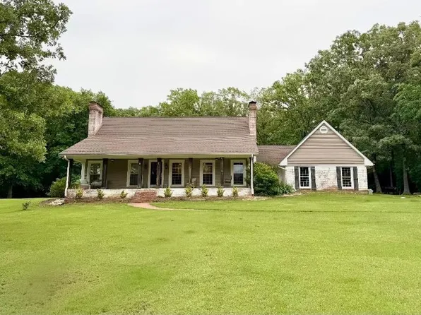 180 Road 133, Tupelo, MS 38804