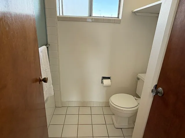 2220 Lincoln Ave #L — Photo 8