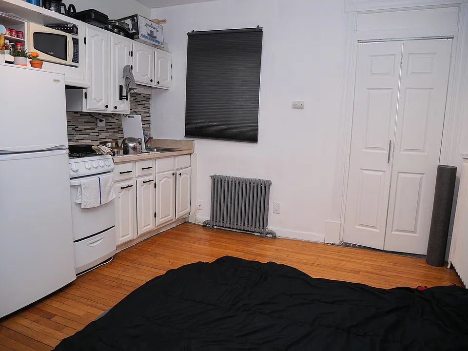 259 W Newton St #1