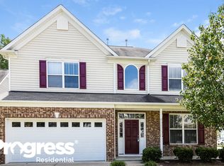 167 Stobhill Ln, Holly Springs, NC 27540