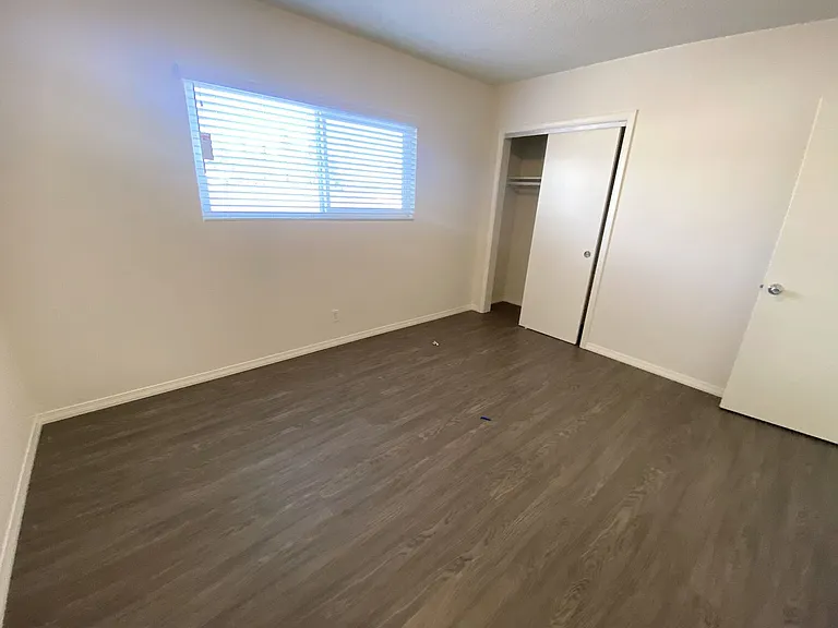 4821 W. 117th Street — Photo 12