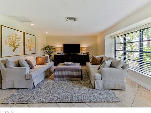 4th image of 1032 Bal Isle Dr