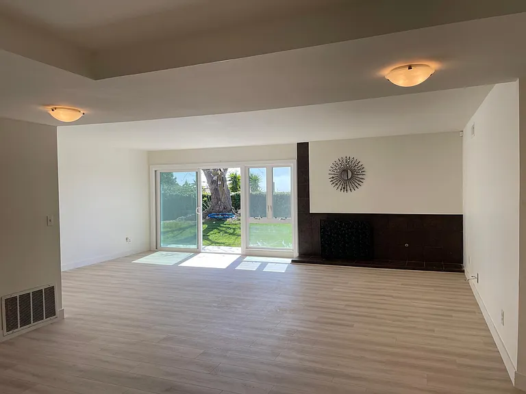 28607 Covecrest Dr — Photo 6