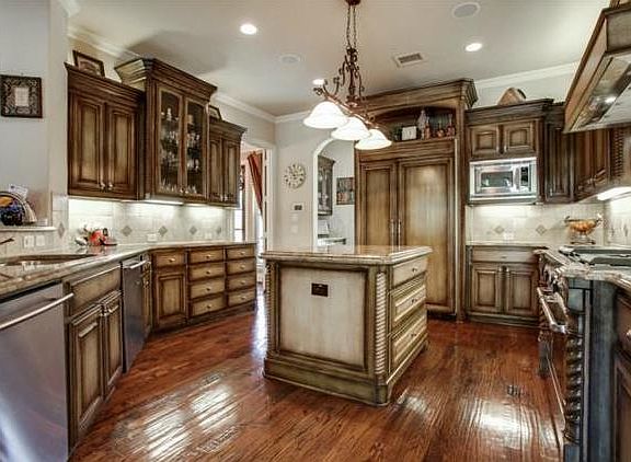 5th image of 13610 Ashridge Dr
