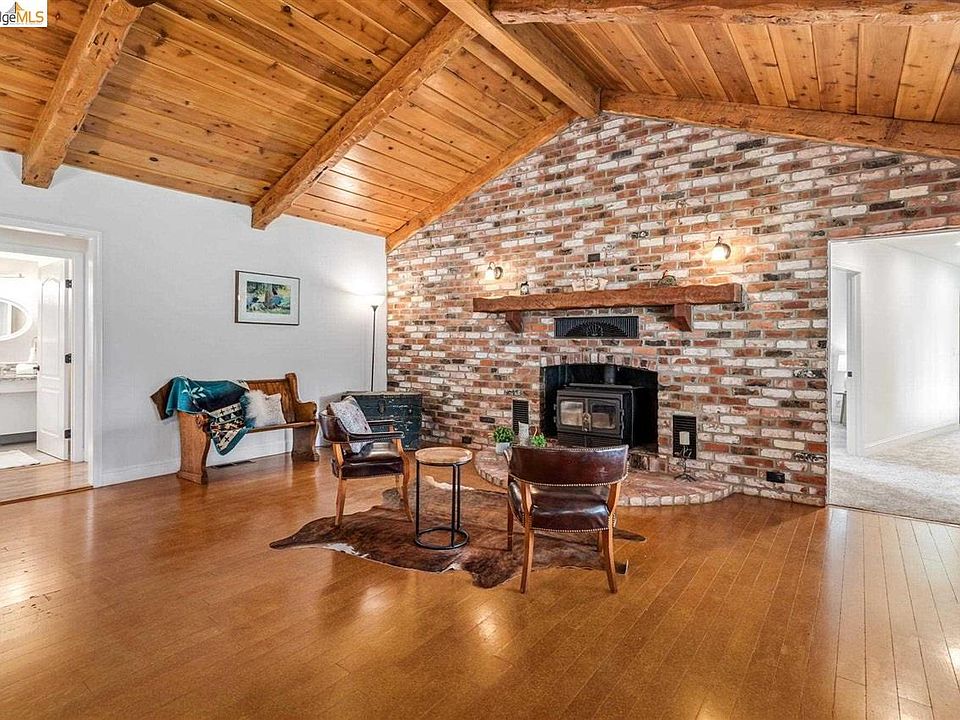 1st image of 18403 Harper Rd