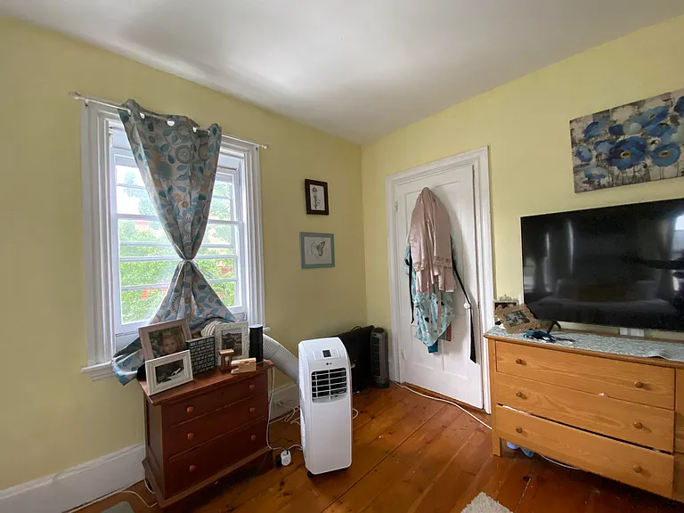 61 Manning St — Photo 9