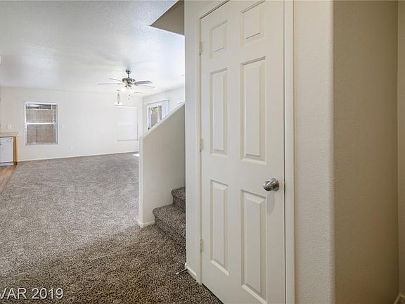 3rd image of 1218 Golden Apple St