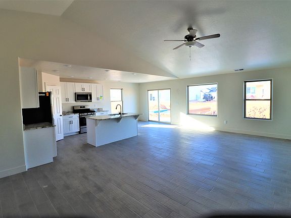 5th image of 4450 W 275 N