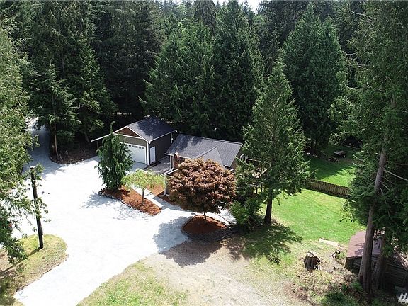 3rd image of 31704 78th Dr NW