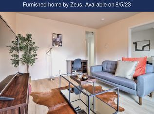 1104 Davis St, Redwood City, CA 94061
