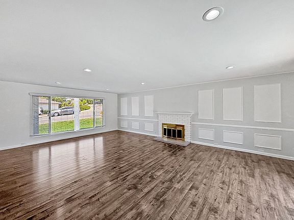 4th image of 5991 Wenrich Pl