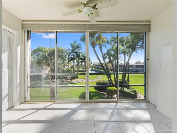 1907 SW Palm City Rd APT 4-J, Stuart, FL 34994