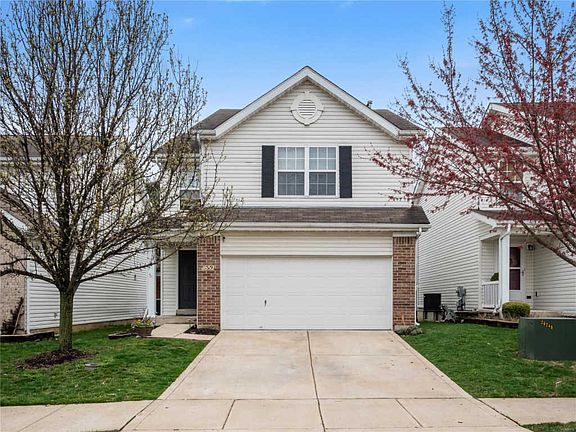 2nd image of 1652 Hurstborough Manor Dr