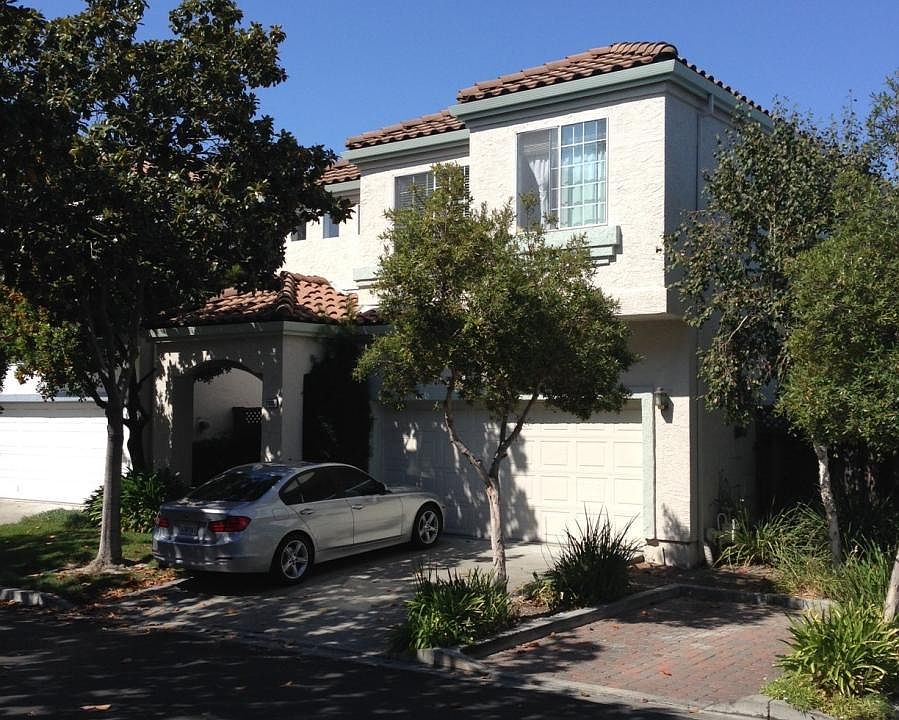 1st image of 2305 De Varona Pl